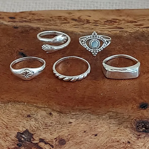 Studio Jewellery Feature & Stacker Rings | Rings-Adjustable Hug Silver Ring