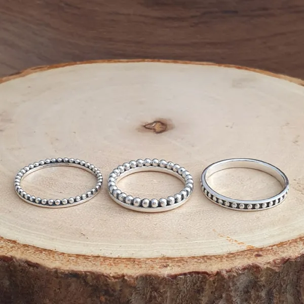 Studio Jewellery Feature & Stacker Rings | Rings-Beaded Band Silver Stacker Ring