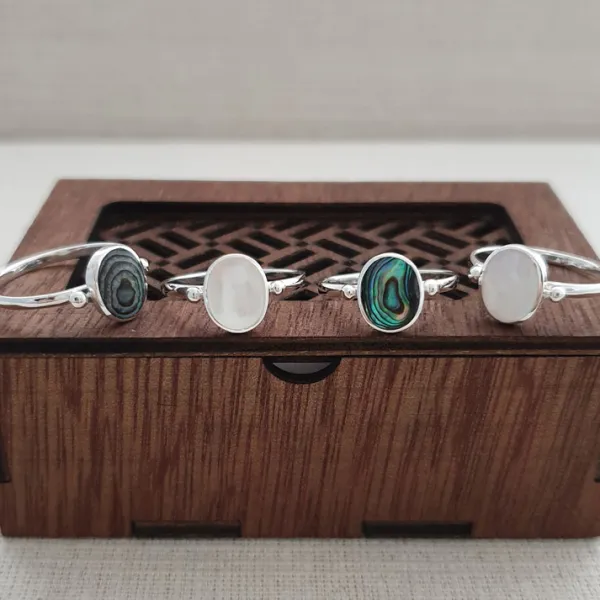 Studio Jewellery Gem Stone Rings | Rings-Big Oval 1 Bead Silver Ring