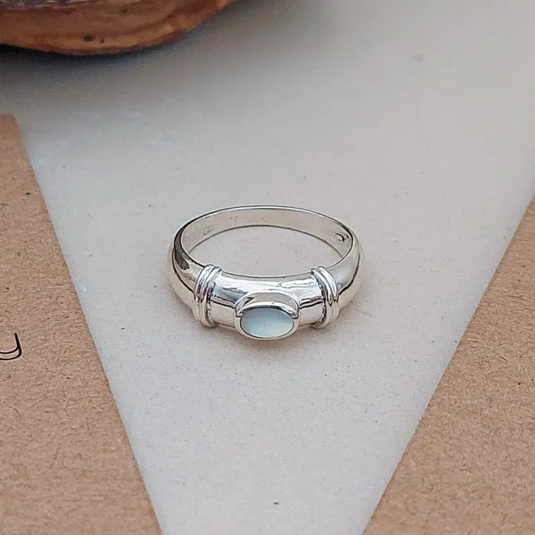 Studio Jewellery Rings-Bold White Shell Silver Ring