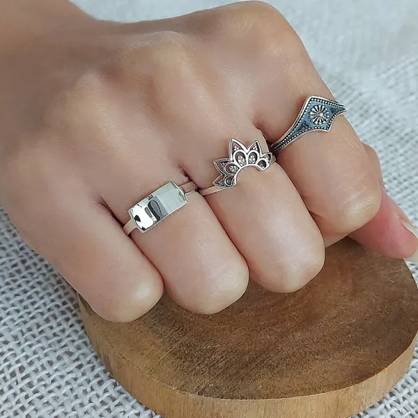 Studio Jewellery Feature & Stacker Rings | Rings-Fine Rectangle Silver Ring
