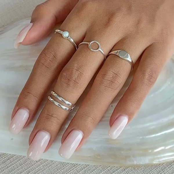 Studio Jewellery Gem Stone Rings | Rings-Hammered Mother of Pearl Ring