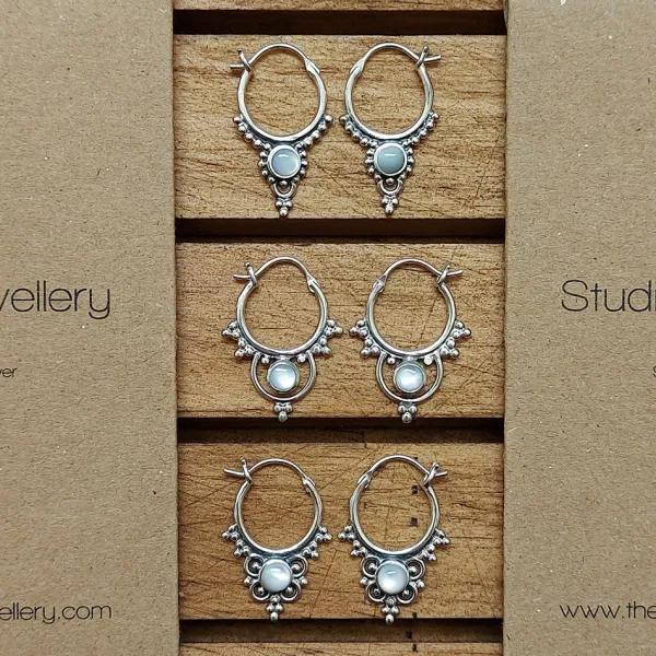 Studio Jewellery Hoop Earrings | Earrings-Interlock Beaded Silver Hoop Earrings