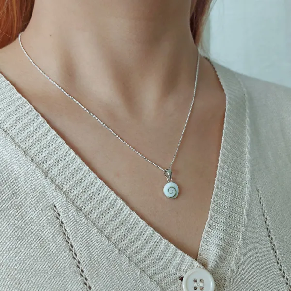 Studio Jewellery Necklaces-Medium Shiva Shell Silver Necklace