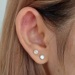 Studio Jewellery Stud Earrings | Earrings-4mm Blue Shell Circle Silver Earring Studs