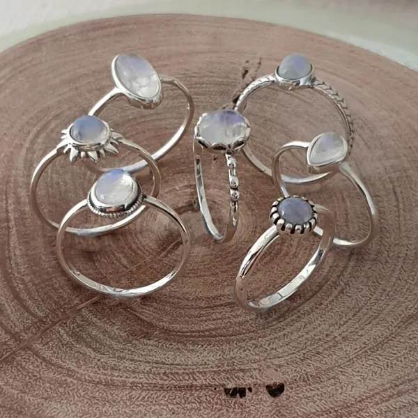 Studio Jewellery Rings | Gem Stone Rings-Oval Rope Band Moonstone Silver Ring