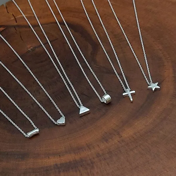 Studio Jewellery Necklaces-Plain Star Silver Necklace