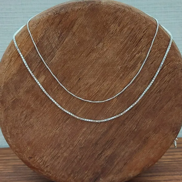 Studio Jewellery Necklaces-Slim Silver Box Chain Necklace