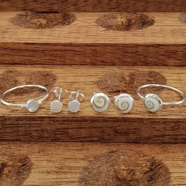 Studio Jewellery Gem Stone Rings | Rings-Small Fine Mother of Pearl Circle Silver Ring