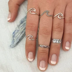 Studio Jewellery Midi And Knuckle Rings | Rings-Surf Row Knuckle Ring