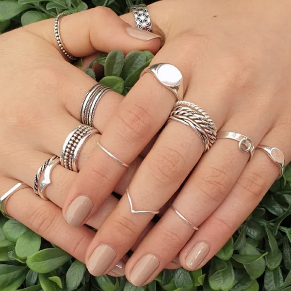 Studio Jewellery Feature & Stacker Rings | Rings-Unisex Silver Signet Ring