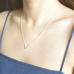 Studio Jewellery Necklaces-V Silver Necklace
