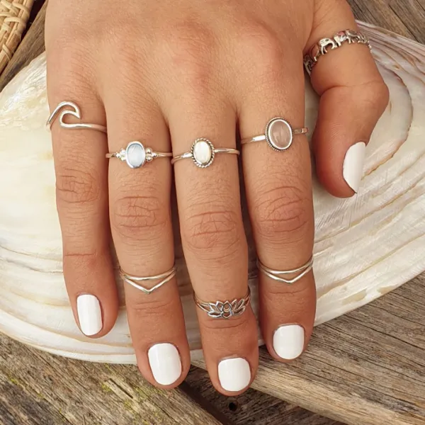 Studio Jewellery Gem Stone Rings | Rings-White Oval Shell Rope Edge Ring