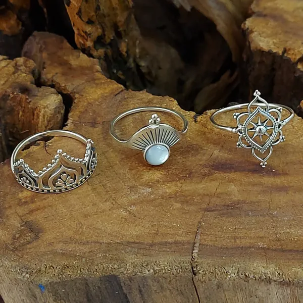 Studio Jewellery Gem Stone Rings | Rings-White Shell Sunrise Silver Ring